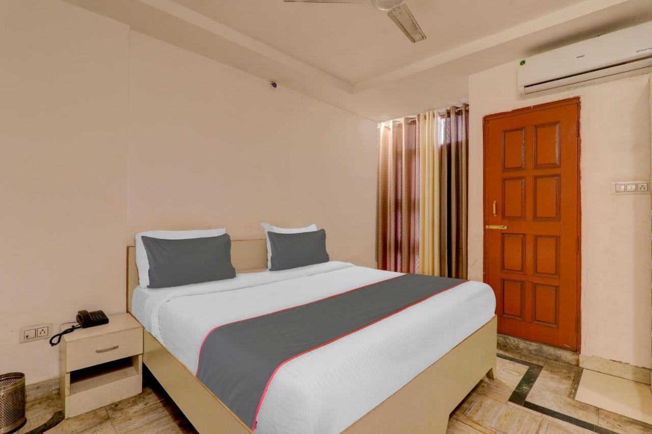 Hotel Collection O Premier Near Hazratganj Lucknow Zewnętrze zdjęcie