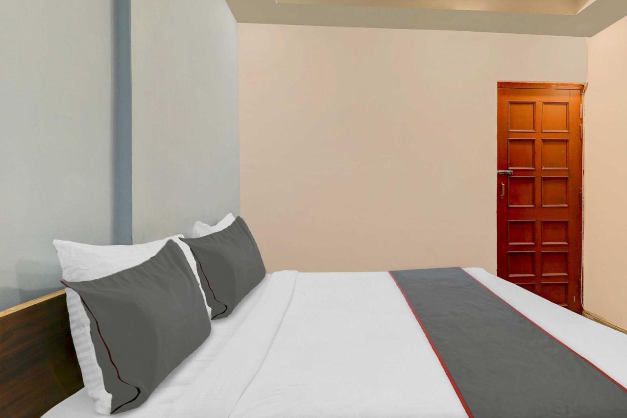 Hotel Collection O Premier Near Hazratganj Lucknow Zewnętrze zdjęcie