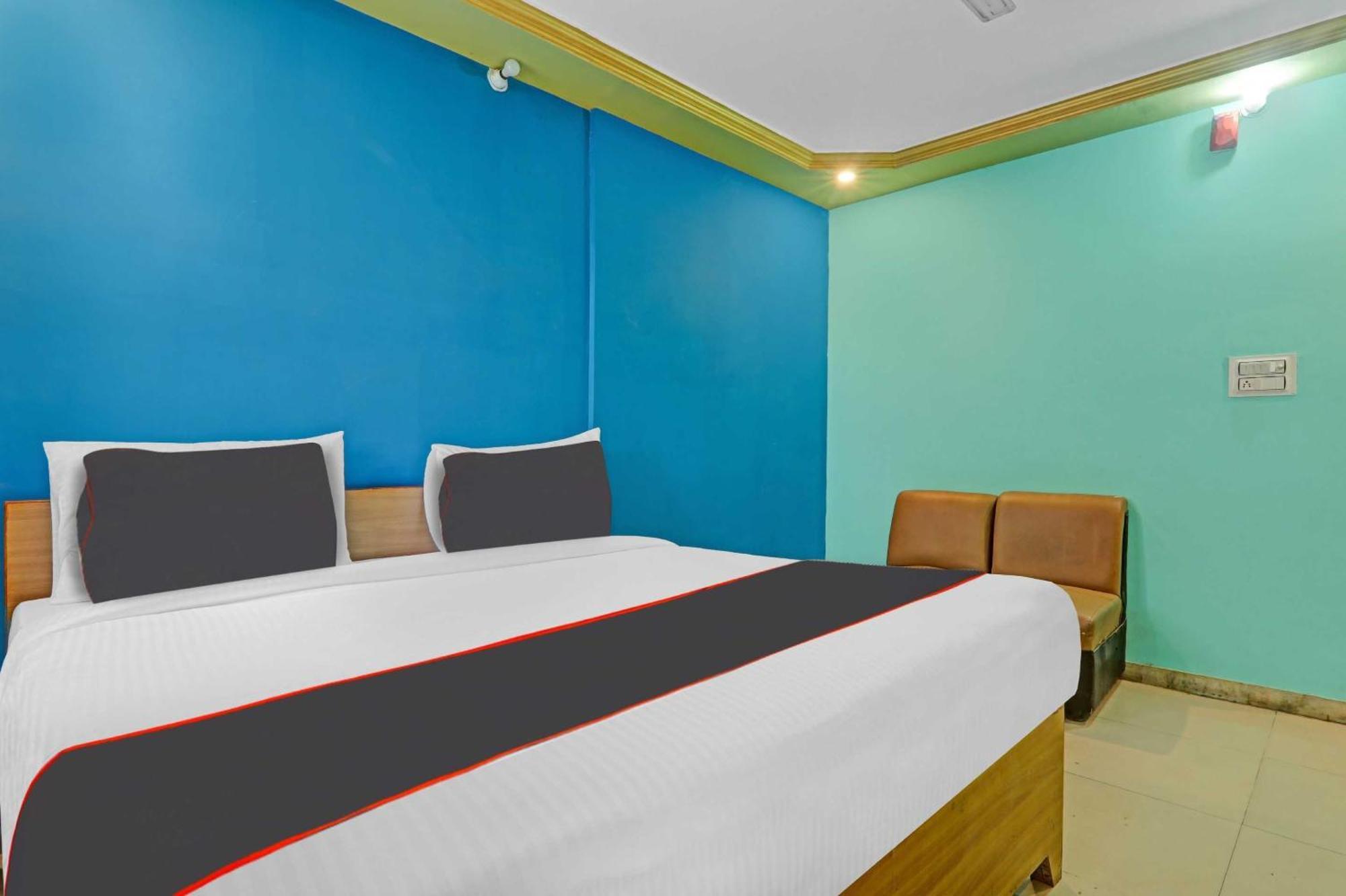 Hotel Collection O Premier Near Hazratganj Lucknow Zewnętrze zdjęcie