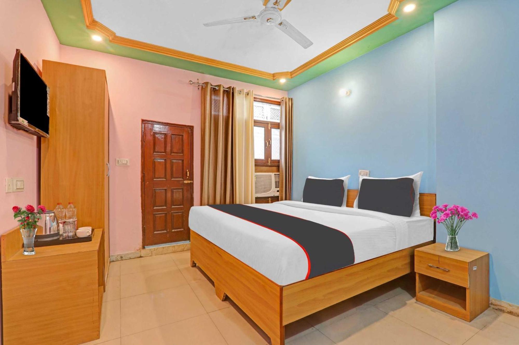 Hotel Collection O Premier Near Hazratganj Lucknow Zewnętrze zdjęcie
