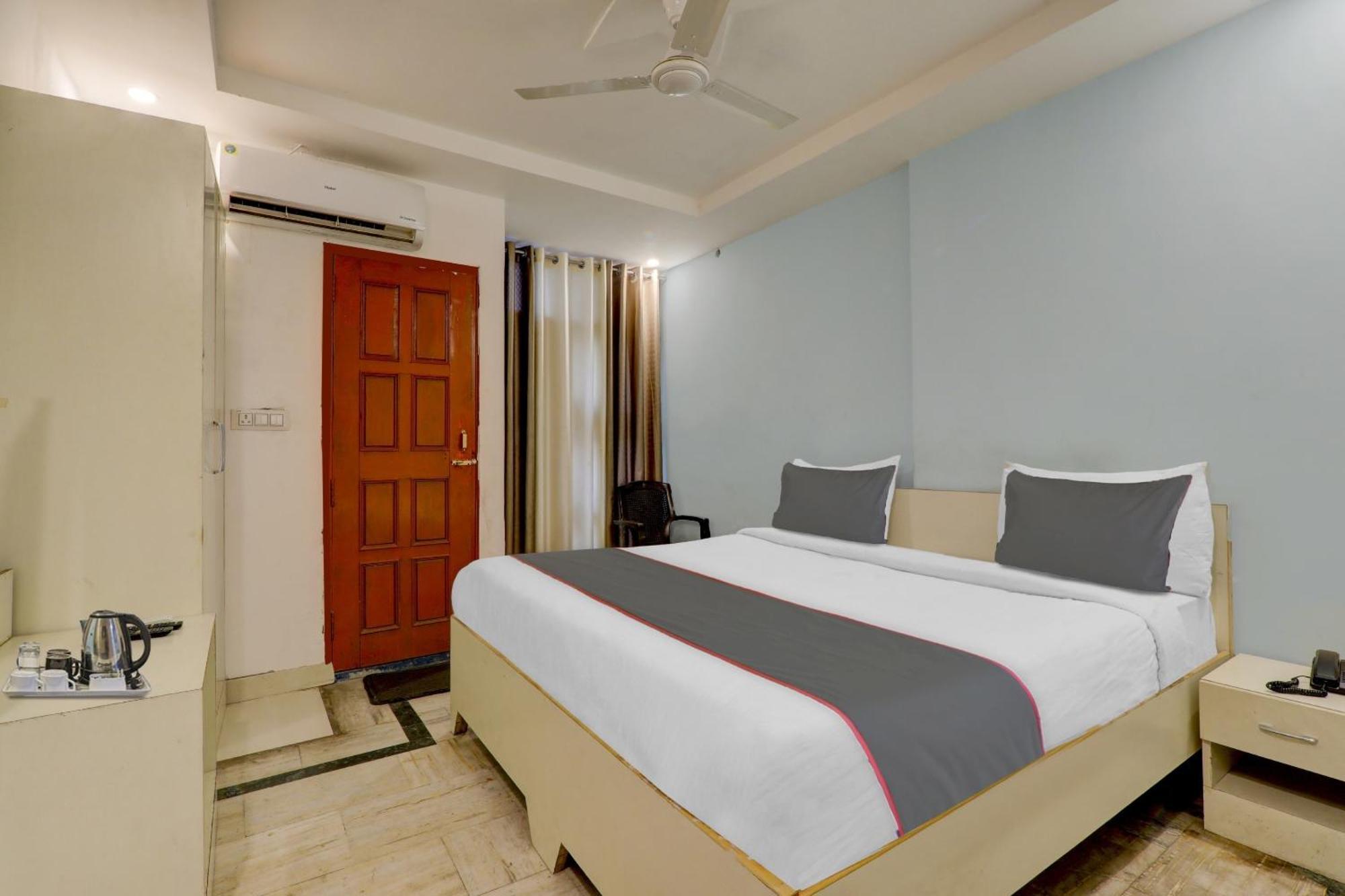 Hotel Collection O Premier Near Hazratganj Lucknow Zewnętrze zdjęcie